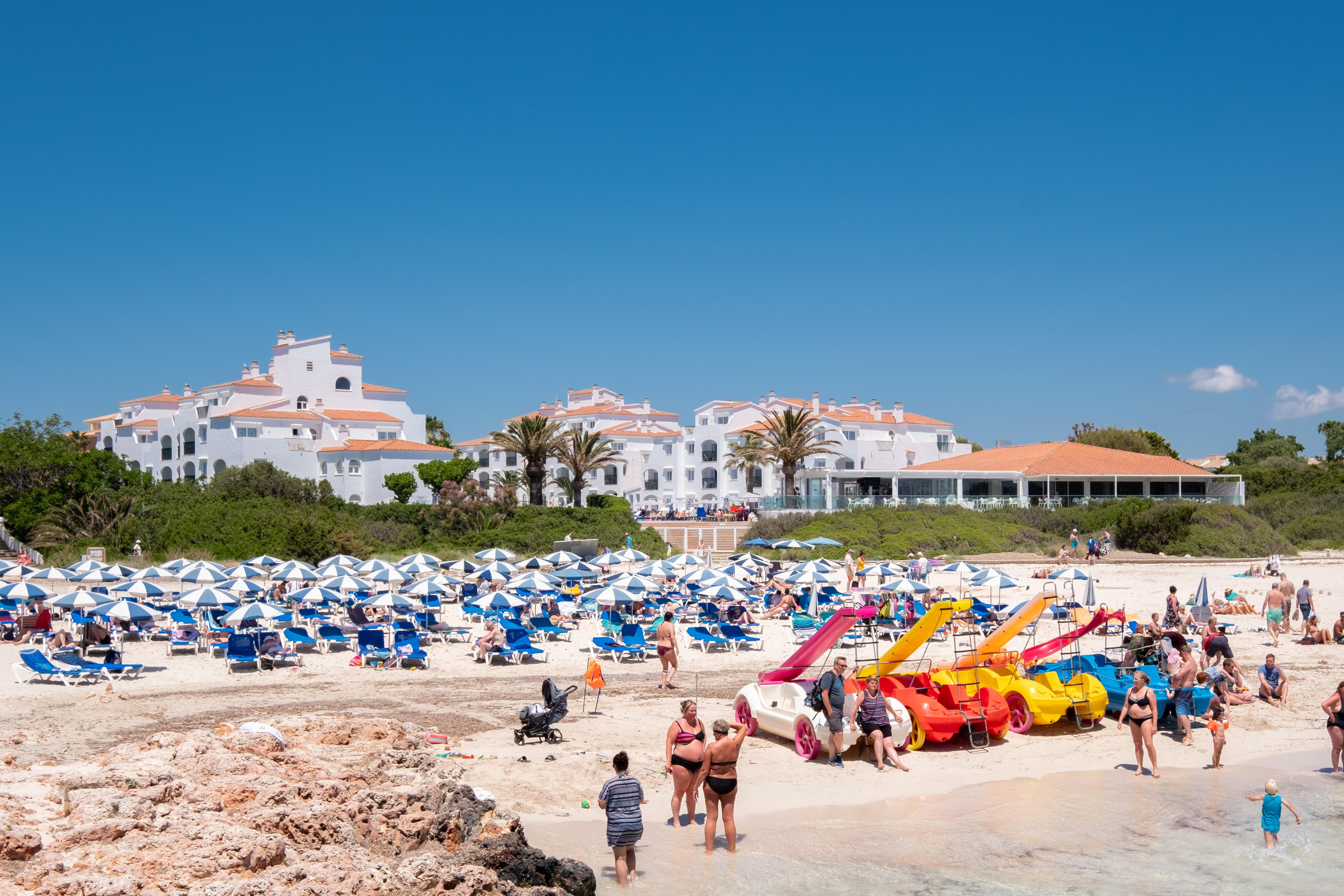 Carema Beach Menorca Калан-Бош Экстерьер фото
